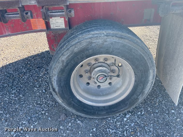 image for item IX9652 2006 Wilson  flatbed trailer