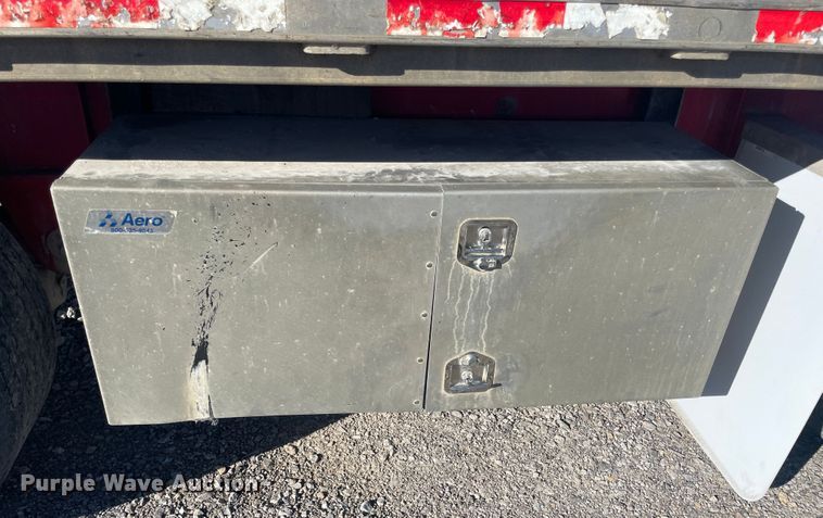 image for item IX9653 2006 Transcraft Eagle  flatbed trailer