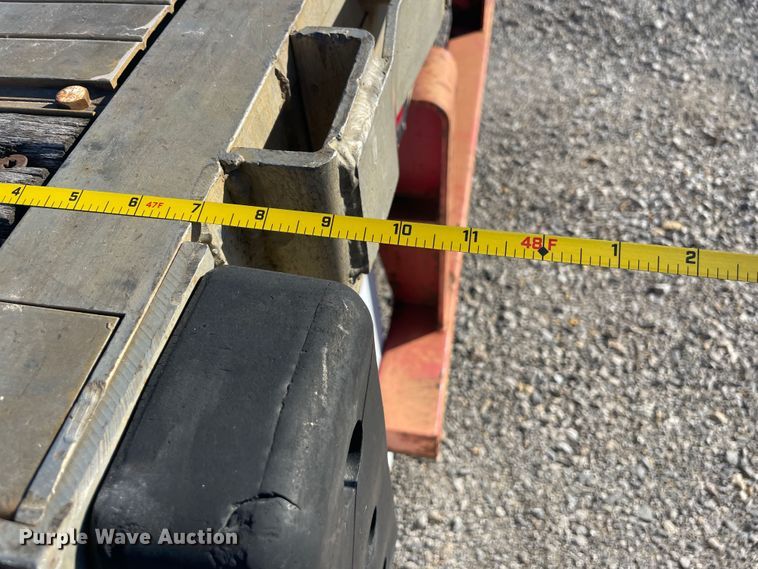 image for item IX9653 2006 Transcraft Eagle  flatbed trailer