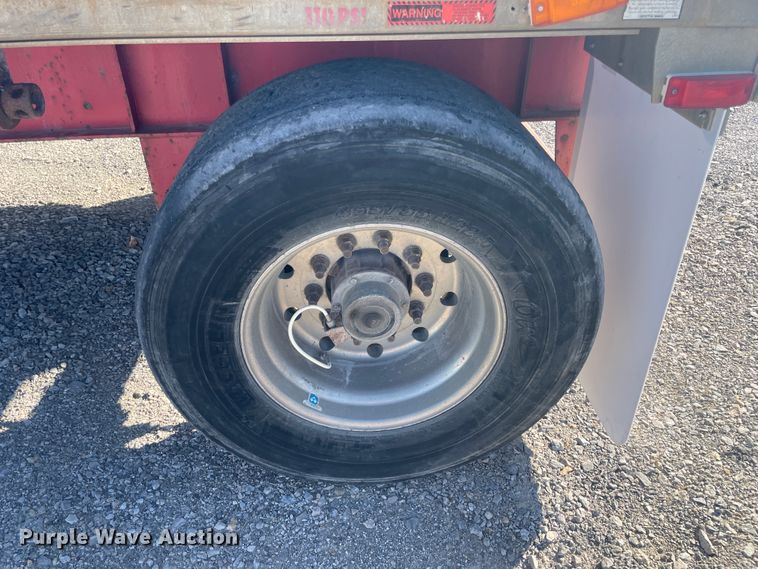 image for item IX9653 2006 Transcraft Eagle  flatbed trailer