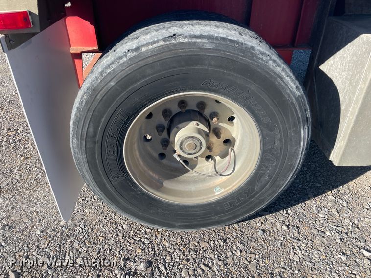 image for item IX9653 2006 Transcraft Eagle  flatbed trailer