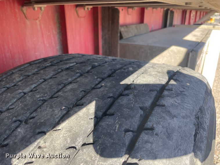 image for item IX9653 2006 Transcraft Eagle  flatbed trailer