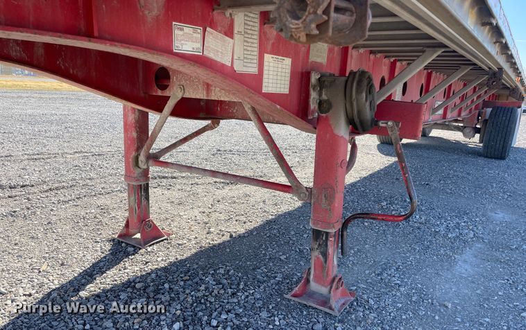 image for item IX9654 2006 Transcraft Eagle  flatbed trailer