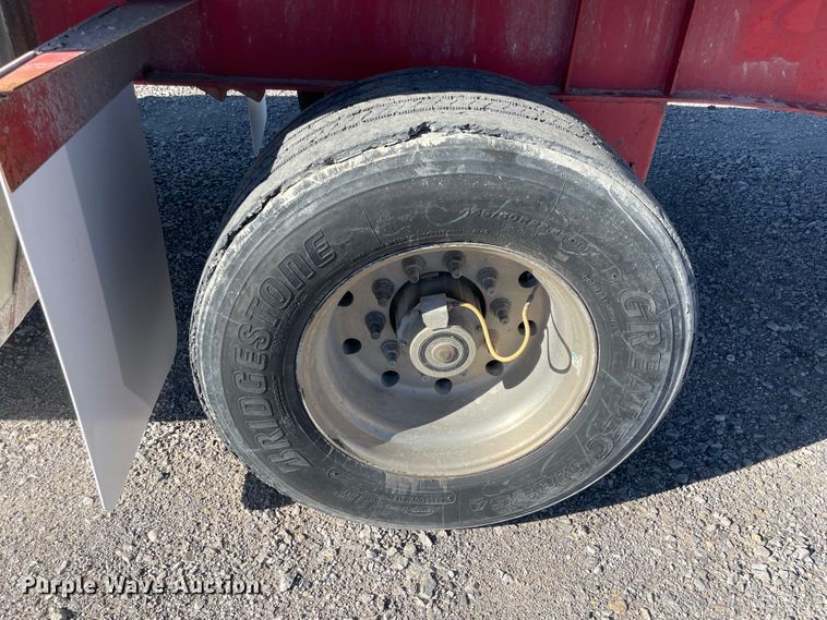 image for item IX9654 2006 Transcraft Eagle  flatbed trailer