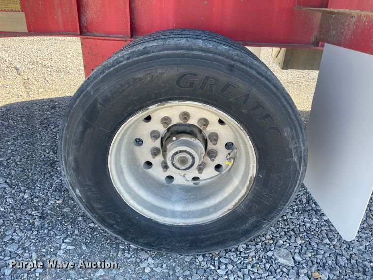 image for item IX9654 2006 Transcraft Eagle  flatbed trailer