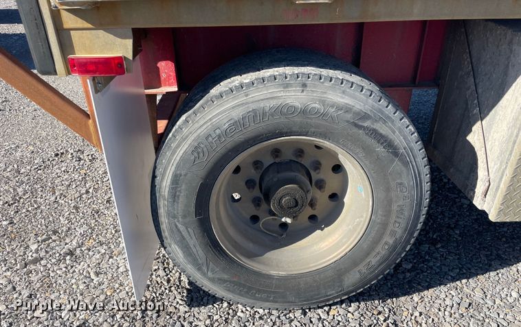 image for item IX9655 2006 Transcraft Eagle  flatbed trailer