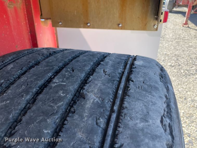 image for item IX9655 2006 Transcraft Eagle  flatbed trailer