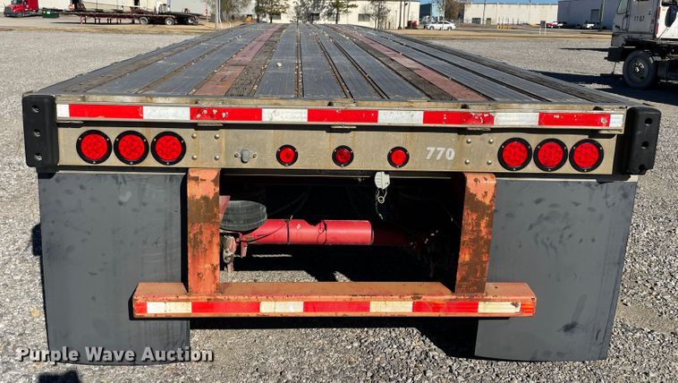 image for item IX9656 2006 Transcraft Eagle  flatbed trailer