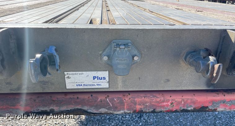 image for item IX9656 2006 Transcraft Eagle  flatbed trailer