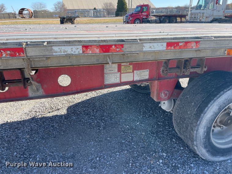 image for item IX9656 2006 Transcraft Eagle  flatbed trailer