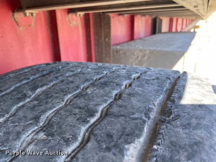 image for item IX9656 2006 Transcraft Eagle  flatbed trailer