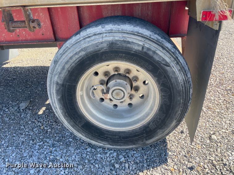 image for item IX9656 2006 Transcraft Eagle  flatbed trailer