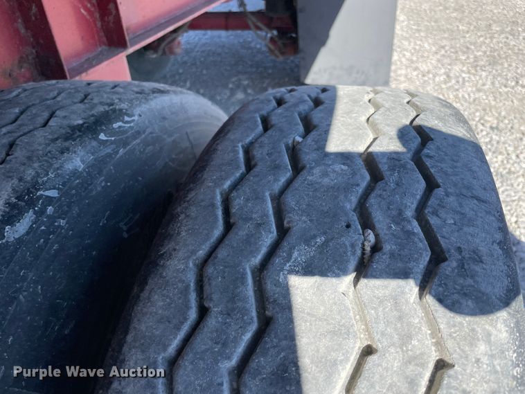 image for item IX9657 2012 Wilson CF-1080  flatbed trailer