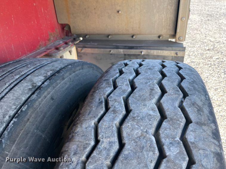 image for item IX9657 2012 Wilson CF-1080  flatbed trailer