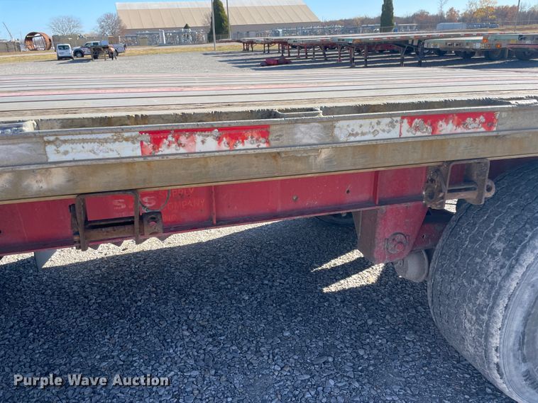 image for item IX9658 2006 Transcraft Eagle  flatbed trailer