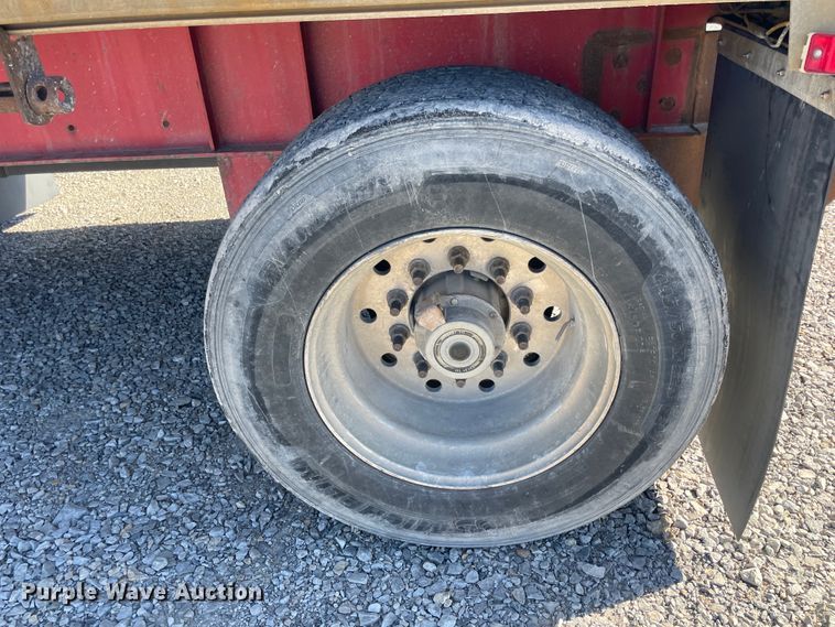 image for item IX9658 2006 Transcraft Eagle  flatbed trailer