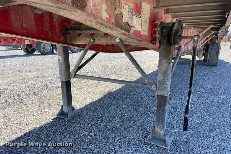 image for item IX9660 2006 Wilson  flatbed trailer