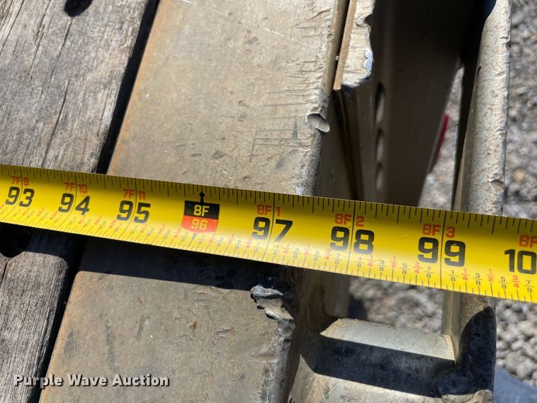 image for item IX9660 2006 Wilson  flatbed trailer