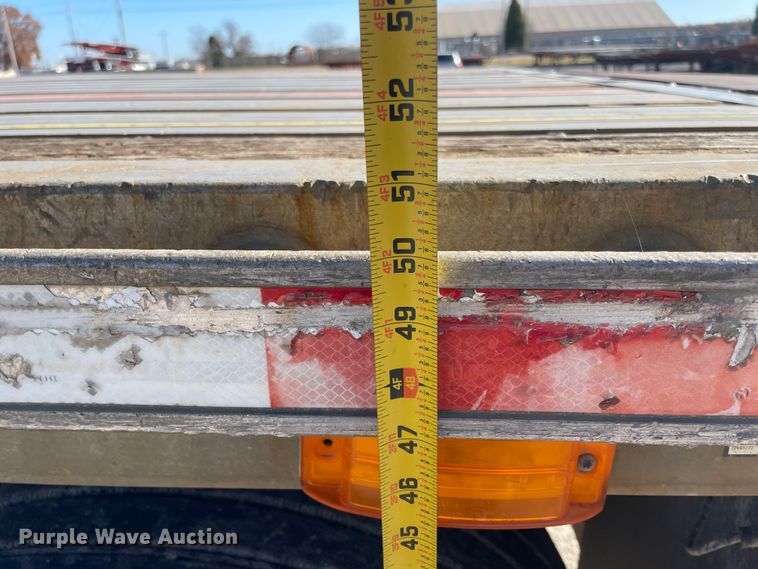 image for item IX9661 2006 Transcraft Eagle  flatbed trailer