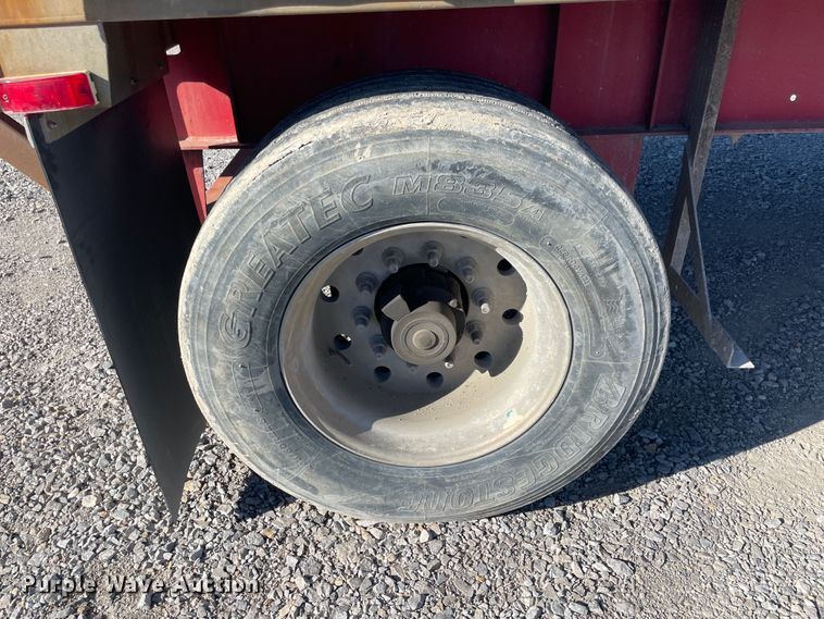 image for item IX9661 2006 Transcraft Eagle  flatbed trailer