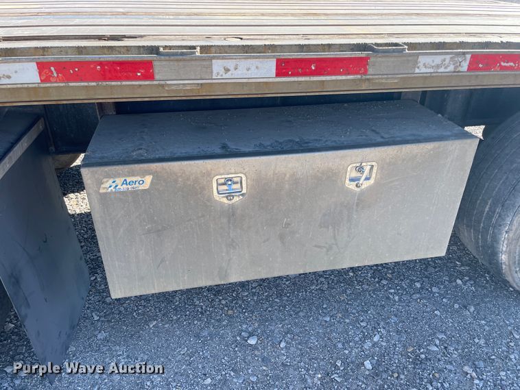 image for item IX9667 2007 Transcraft Eagle  flatbed trailer