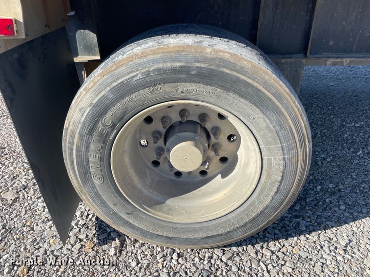 image for item IX9667 2007 Transcraft Eagle  flatbed trailer