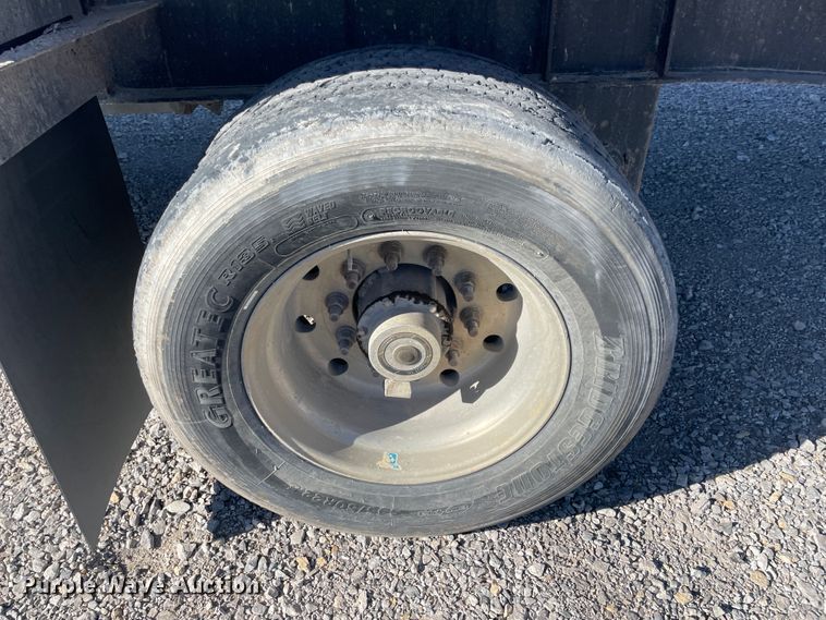 image for item IX9667 2007 Transcraft Eagle  flatbed trailer