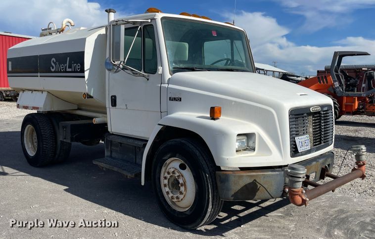 image for item IX9694 1997 Freightliner FL70  water truck