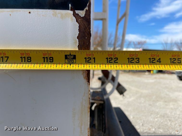 image for item IX9694 1997 Freightliner FL70  water truck