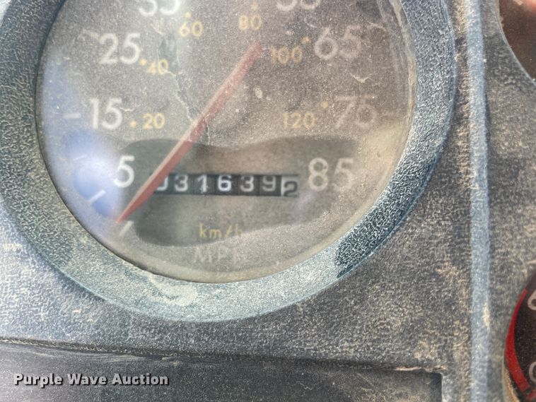 image for item IX9694 1997 Freightliner FL70  water truck