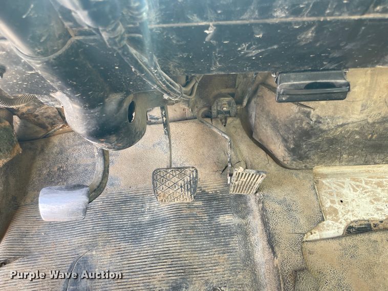 image for item IX9694 1997 Freightliner FL70  water truck