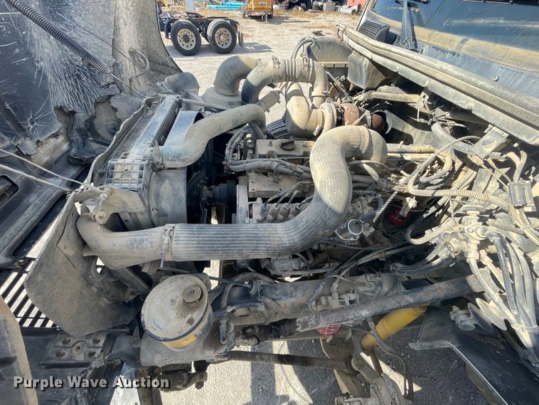 image for item IX9694 1997 Freightliner FL70  water truck