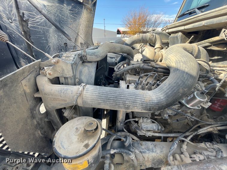 image for item IX9694 1997 Freightliner FL70  water truck