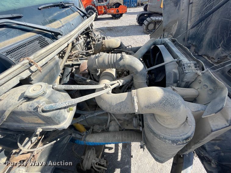 image for item IX9694 1997 Freightliner FL70  water truck