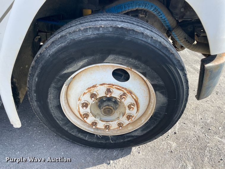 image for item IX9694 1997 Freightliner FL70  water truck