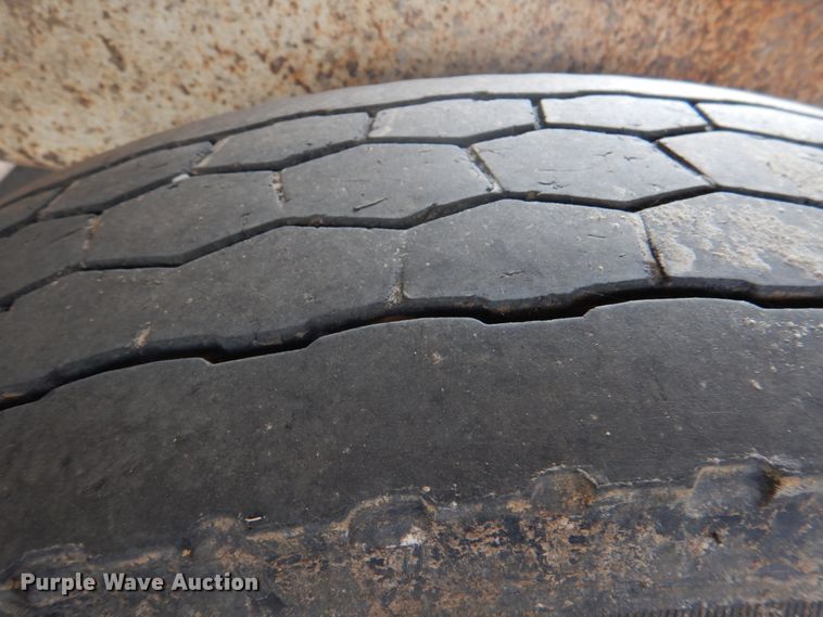 image for item JD9495 2002 CPS SBD-240  bottom dump trailer