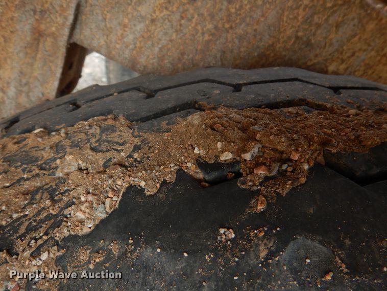 image for item JD9495 2002 CPS SBD-240  bottom dump trailer