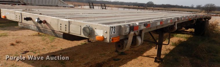image for item JD9498 1995 Transcraft Eagle W2  flatbed trailer
