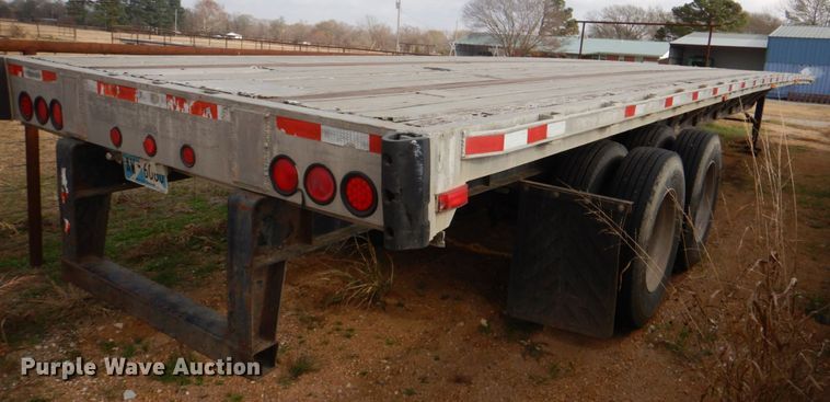 image for item JD9498 1995 Transcraft Eagle W2  flatbed trailer