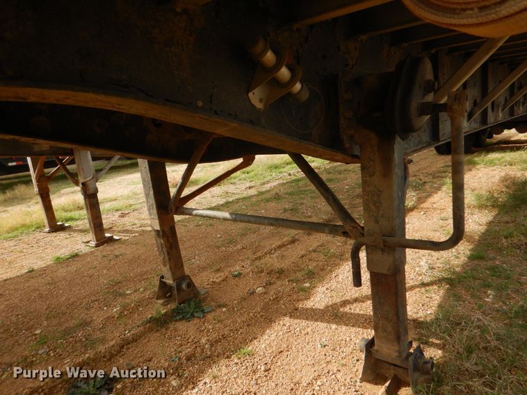 image for item JD9498 1995 Transcraft Eagle W2  flatbed trailer