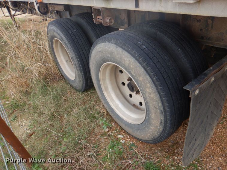 image for item JD9498 1995 Transcraft Eagle W2  flatbed trailer