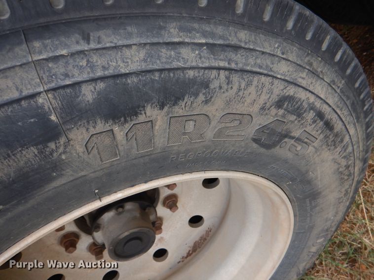 image for item JD9498 1995 Transcraft Eagle W2  flatbed trailer