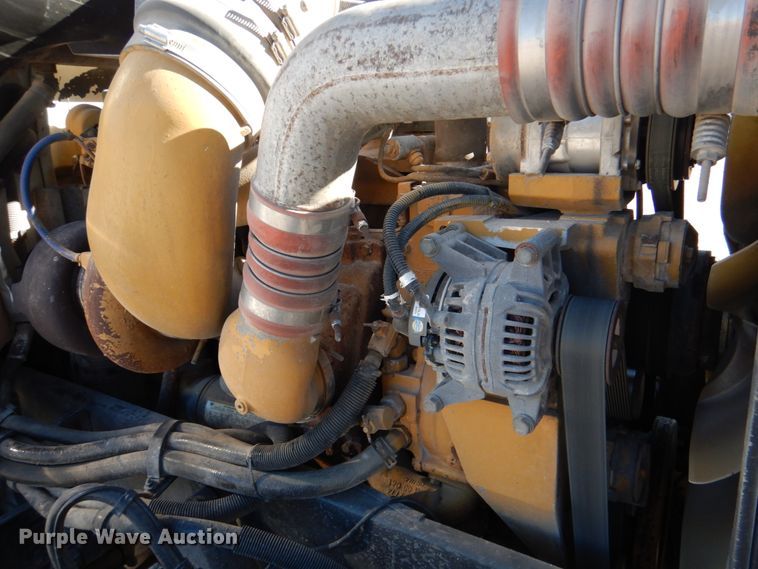 image for item JD9518 2006 Peterbilt 379  semi truck