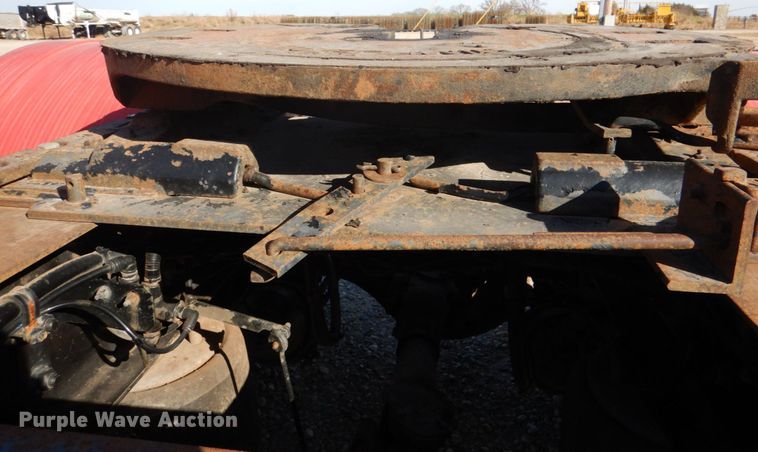 image for item JD9519 2016 Western Star 4900 SB  glider kit semi truck