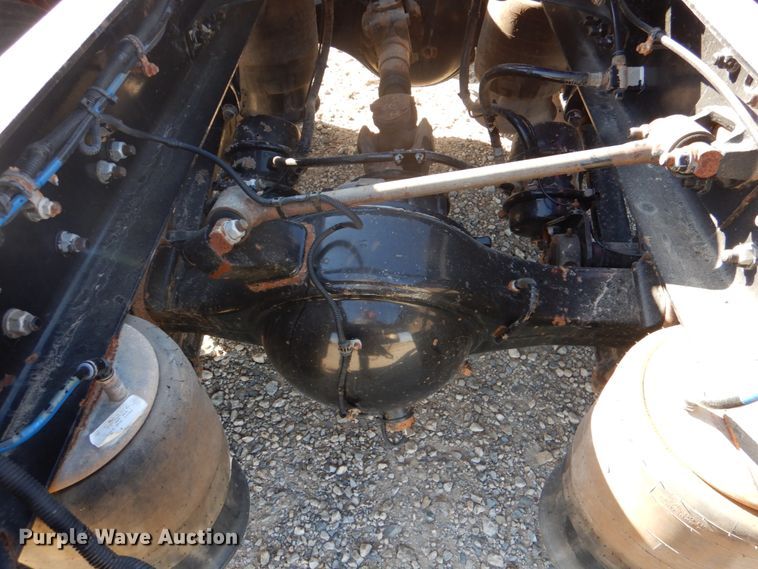 image for item JD9519 2016 Western Star 4900 SB  glider kit semi truck