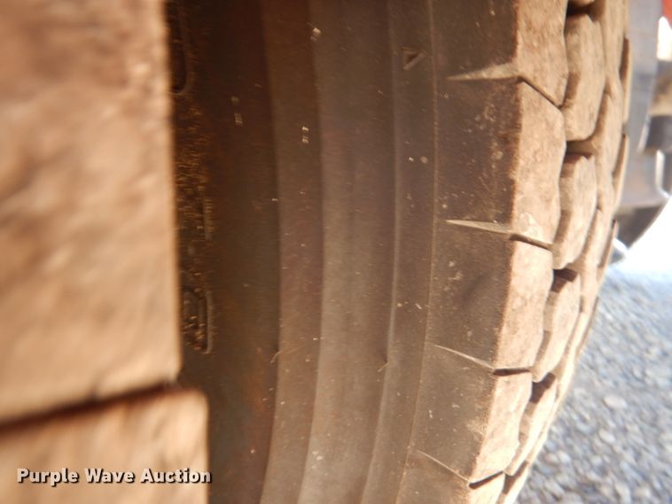 image for item JD9519 2016 Western Star 4900 SB  glider kit semi truck