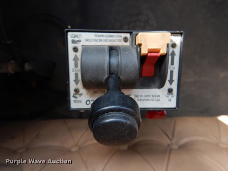 image for item JD9520 2016 Western Star 4900 SA  glider kit semi truck