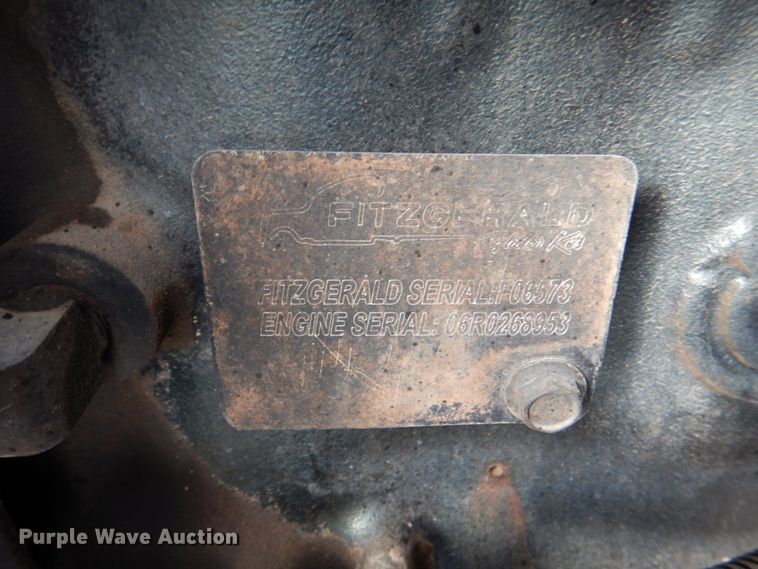 image for item JD9520 2016 Western Star 4900 SA  glider kit semi truck