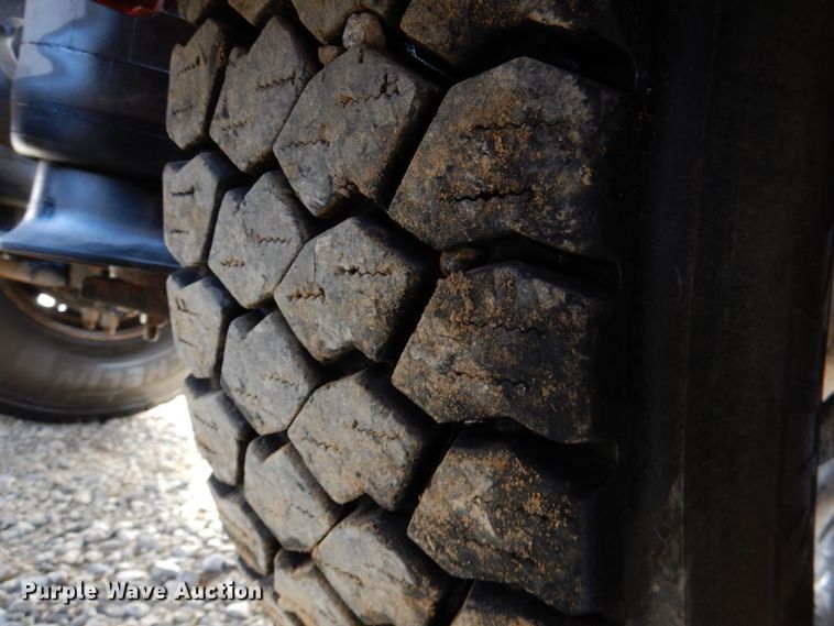 image for item JD9520 2016 Western Star 4900 SA  glider kit semi truck