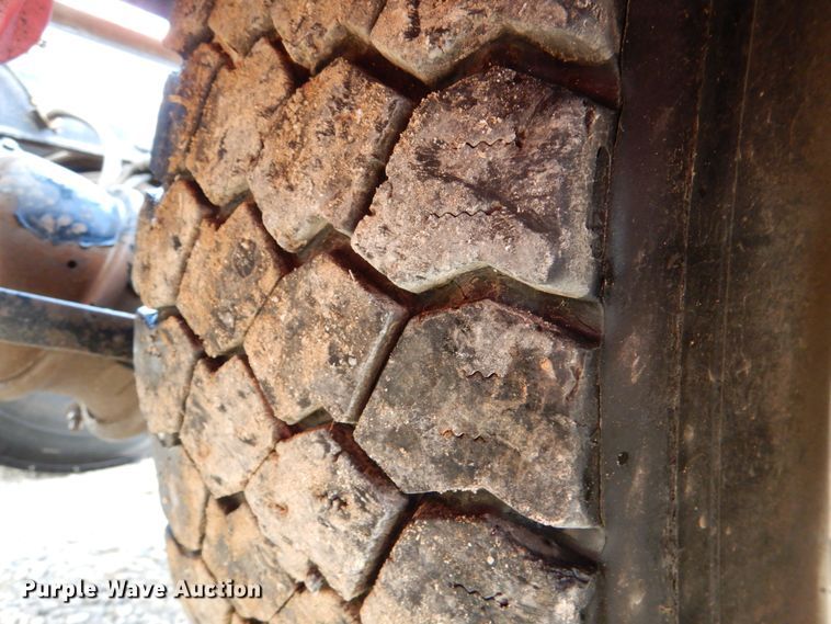 image for item JD9520 2016 Western Star 4900 SA  glider kit semi truck